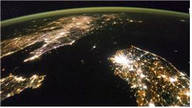 위성사진으로 보는 남북한 야경