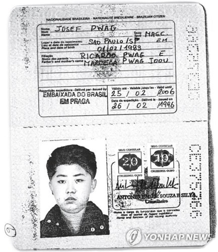 김정은으로 추정되는 사진이 부착된 브라질 여권 사본 [로이터=연합뉴스 제공]