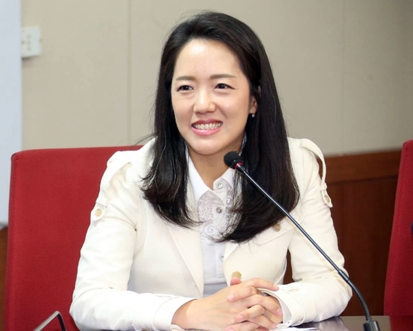자유한국당 서울 노원구병 당협위원장을 맡고 있는 강연재 변호사.