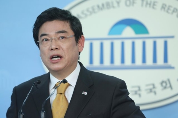 홍지만 자유한국당 대변인(전 초선 국회의원)