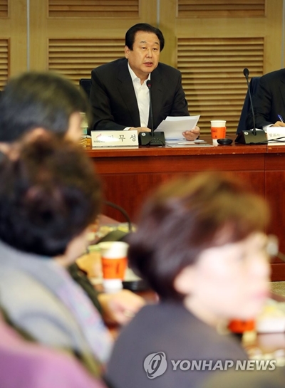 김무성 자유한국당 의원이 20일 오전 국회 의원회관에서 열린 '열린 토론, 미래' 정례토론회에서 발언하고 있다.(사진=연합뉴스)