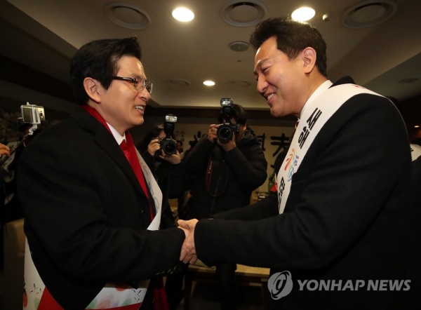 황교안 자유한국당 대표(左)와 오세훈 전 서울시장. (사진=연합뉴스)