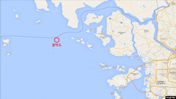 서해 북방한계선(NLL)에 위치한 섬 함박도. '구글지도'에는 한국 지역으로 표시된다(VOA).