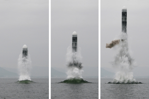 북한이 지난 2일 수중발사대에서 시험 발사한 북극성-3호(노동신문)