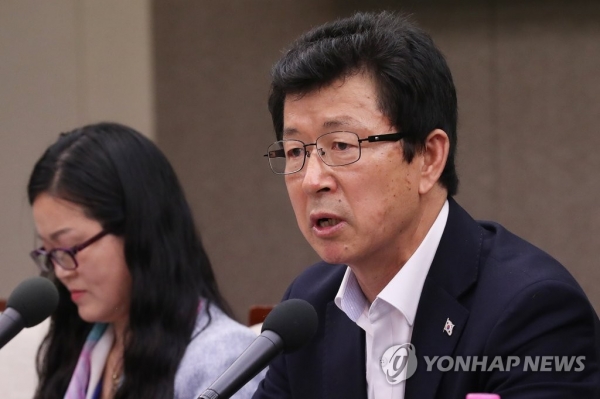 허광일 탈북아사모자 비상대책위원장(연합뉴스)