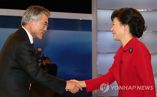 문재인 대통령(左), 박근혜 전 대통령. (사진=연합뉴스)
