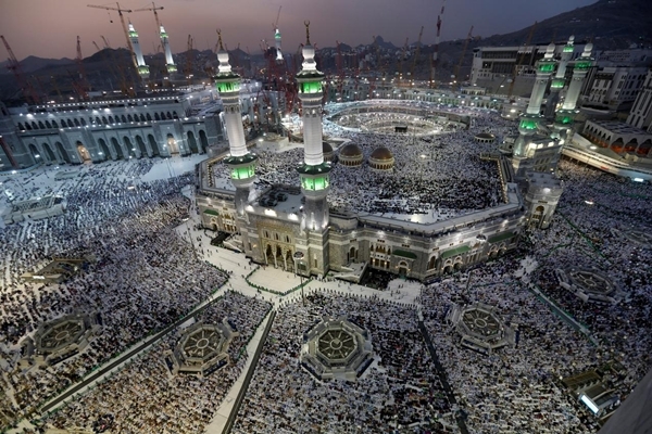 이슬람교의 최대 성지인 사우디아라비아 메카의 이슬람 사원.(사진=로이터)