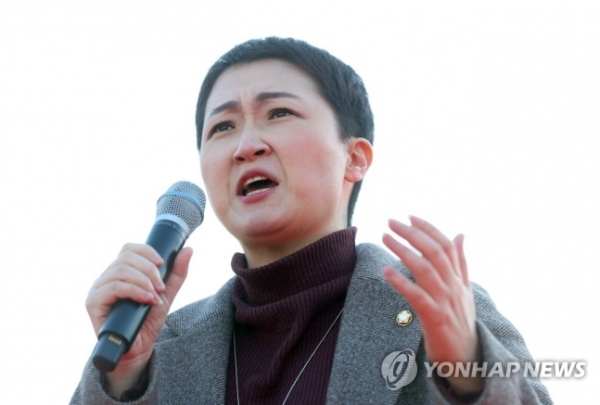 20대 국회의원 임기를 마친 이언주 변호사.(사진=연합뉴스)