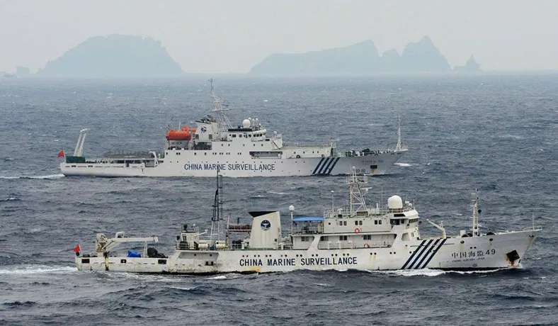 일본 오키나와현 센카쿠제도 해역 일대를 항행 중인 중국 해경 선박.(사진=로이터)