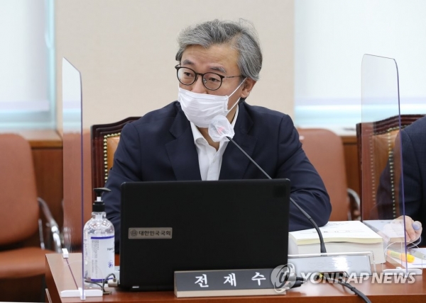 친문 전재수 의원이 제기한 ‘대선 경선 연기론’이 다시 불붙고 있다. [사진=연합뉴스]
