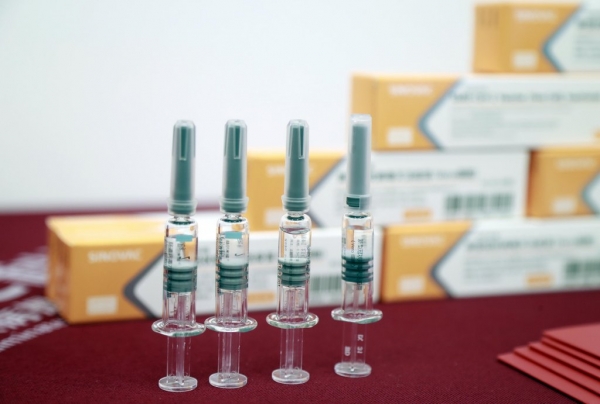 중국 시노백 회사가 개발한 코로나19 백신. [사진=연합뉴스]