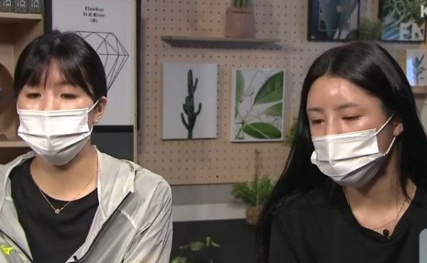 쌍둥이 자매 배구선수 이재영(左), 이다영. (사진=KBS 1TV 방송화면 캡처)