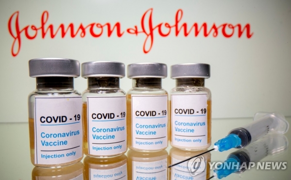 미국 내에서 부스터샷으로 최종 승인된 얀센 백신, [사진=연합뉴스]