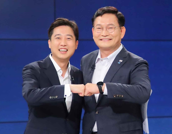 송영길 더불어민주당 대표(오른쪽)와 이준석 국민의힘 대표(왼쪽).(사진=연합뉴스)
