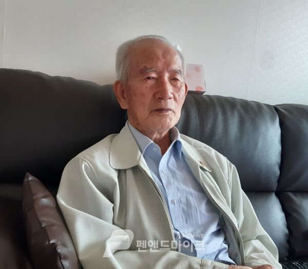 기자는 지난 5일 국군귀환용사 유영복 씨를 그의 자택에서 직접 만났다.2021.06.19(사진편집=조주형 기자)