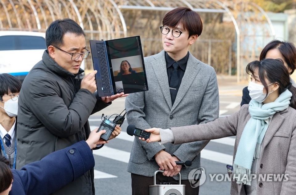 베트남전 피해자 배상판결에 비판과 우려 확산...