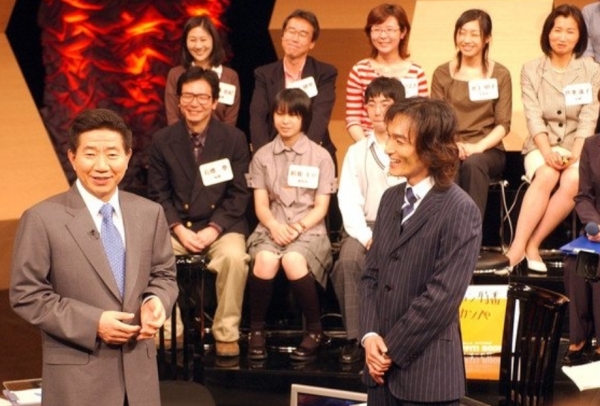 2003년 6월 일본을 국빈방문했던 노무현 전 대통령이 일본 TBS에 출연해 시청자와의 대화를 하는 모습. [사진=청와대 제공]