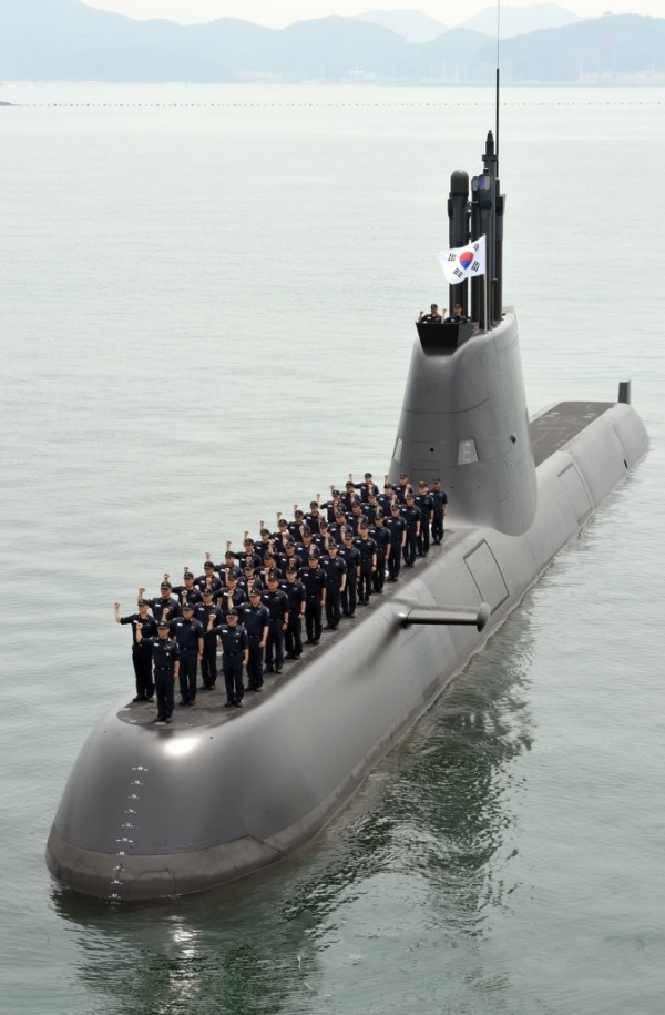 육사, 홍범도 흉상 외부 이전 결정...군함 '홍범도함'도 명칭변경될듯 육사, 홍범도 흉상 외부 이전 결정...군함 '홍범도함'도 명칭변경될듯