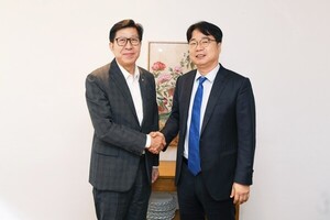 <b>박형준</b> 부산시장, 민주당과 회동..."현안 성공 위해 협치"