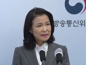 <b>이진숙</b> 방송통신위원장, "법 바꿔 사람 자르는 건 숙청"…받아들일 수 ...