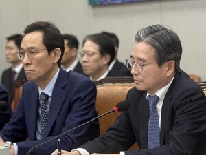 [펜앤현장] '<b>딸 갭투자</b>' 질의에 <b>김용범</b> 언성 높여···野 "도둑이 제 발...