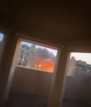 이란 미사일 여파 두바이 도심 피해 관련 이미지