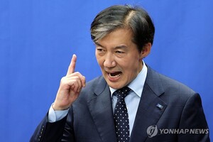 조국, JTBC <b>장르만 여의도</b> '민혁당·사형' 발언에 분노…"언론중재위 제...